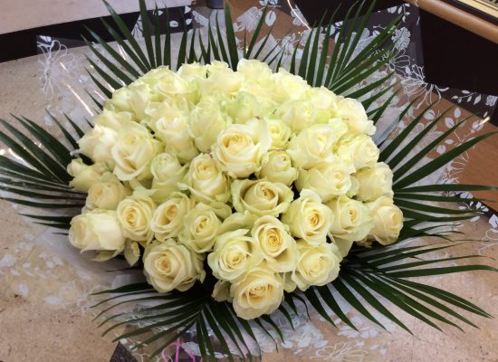 51-white-roses.jpg